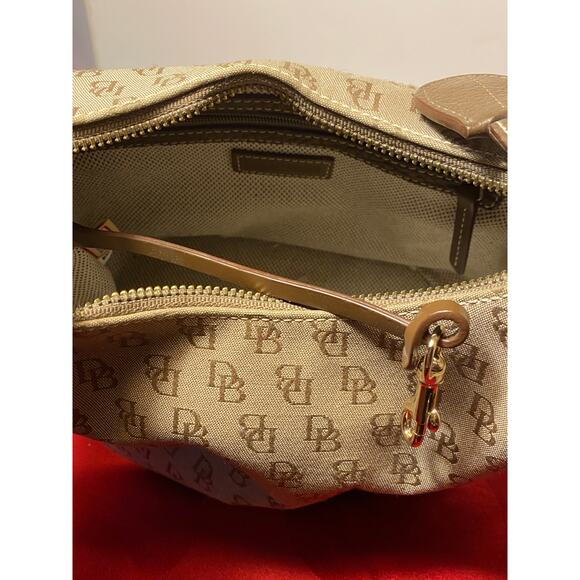Dooney & Bourke Tan Brown Logo Print Mini Bucket Bag Purse 6x8 in Zipper fob EUC - Picture 10 of 15